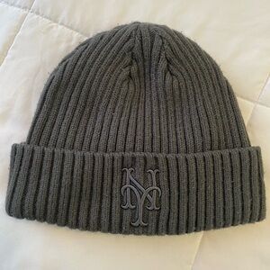 New York Mets New Era Cloud Steel insulated skull cap beanie used excellent